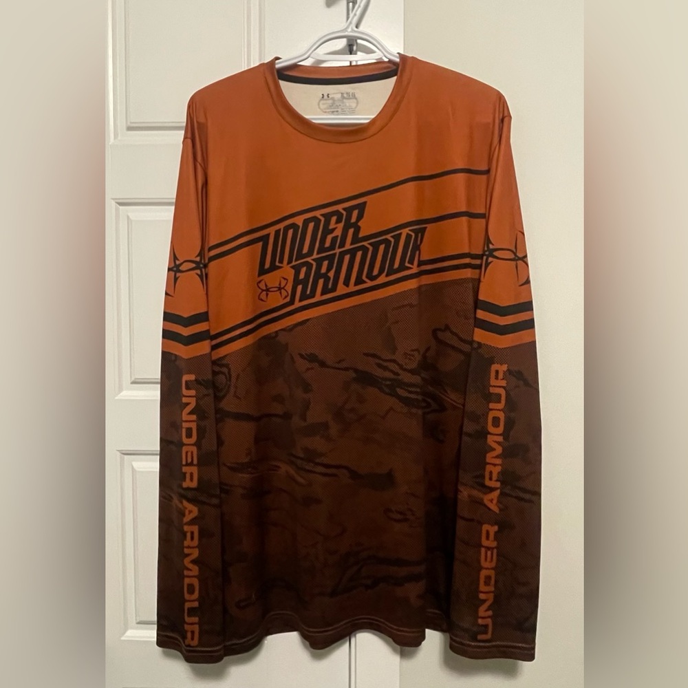 Under Armour Men's Loose Heat Gear Long Sleeve Base Layer Shirt